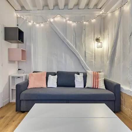 Alexandra Joli Centre 鲁昂